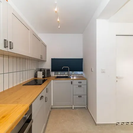 Lana - Sunset Oasis By Belmont Realty 普利拉卡